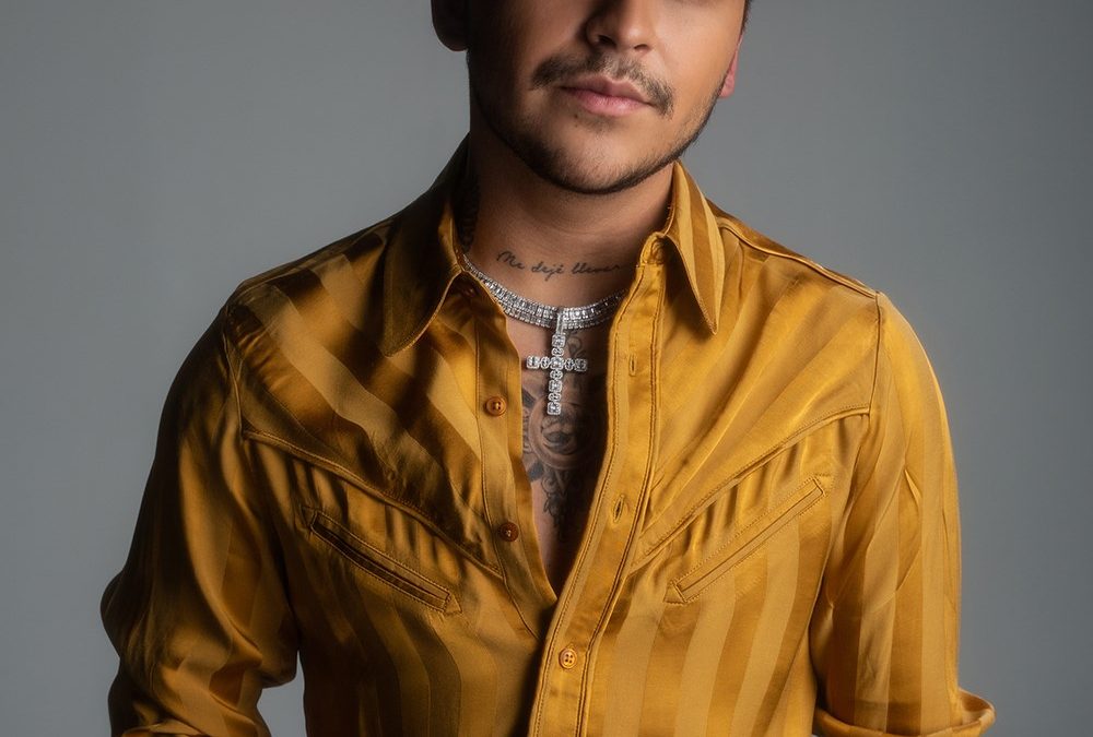 CHRISTIAN NODAL SE EMOCIONA CON NUEVA CANCIÓN DE ÁNGELA AGUILAR